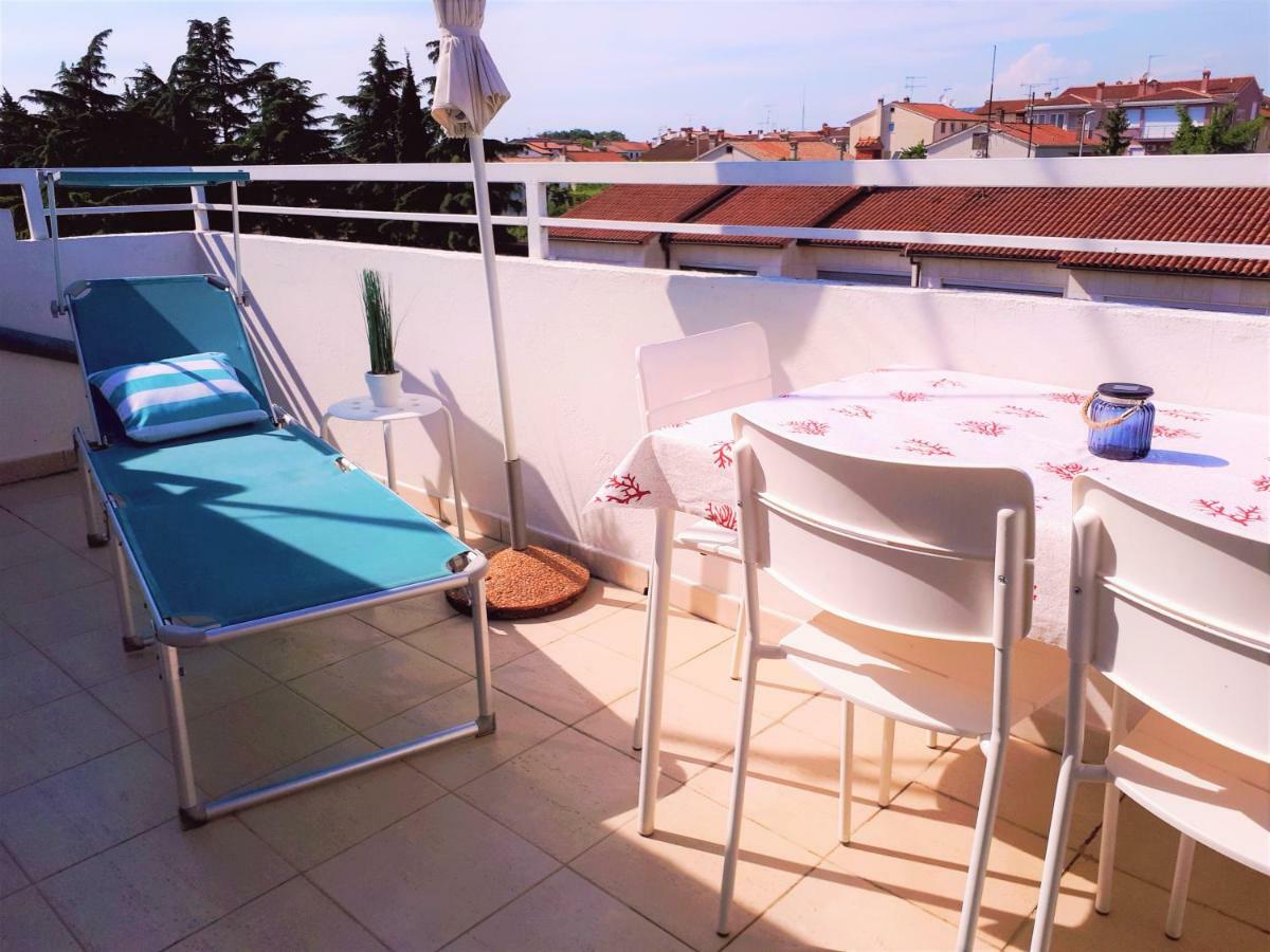 Deep Blue Apartment Porec Exterior photo